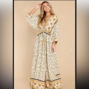 Flowy Multi Print Dress 🤎